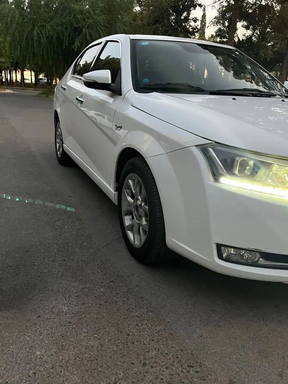 دنا پلاس توربو اتوماتیک - 1402