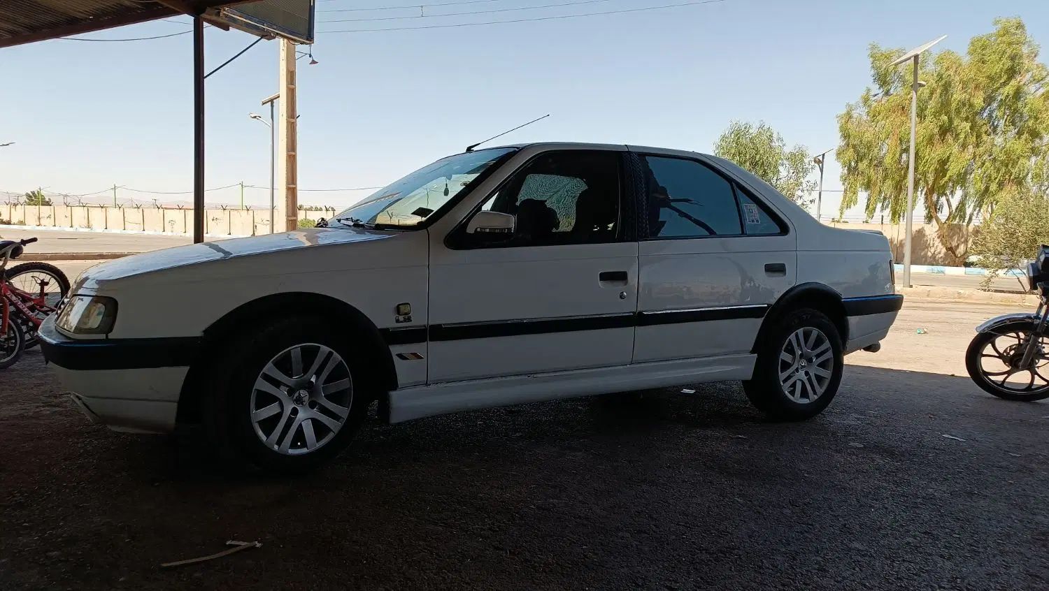 پژو 405 SLX بنزینی  XU7 - 1390