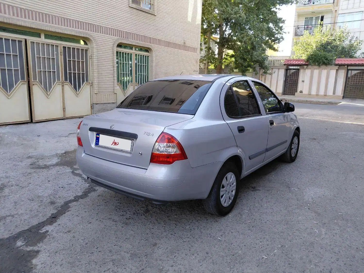 تیبا صندوق دار EX - 1395