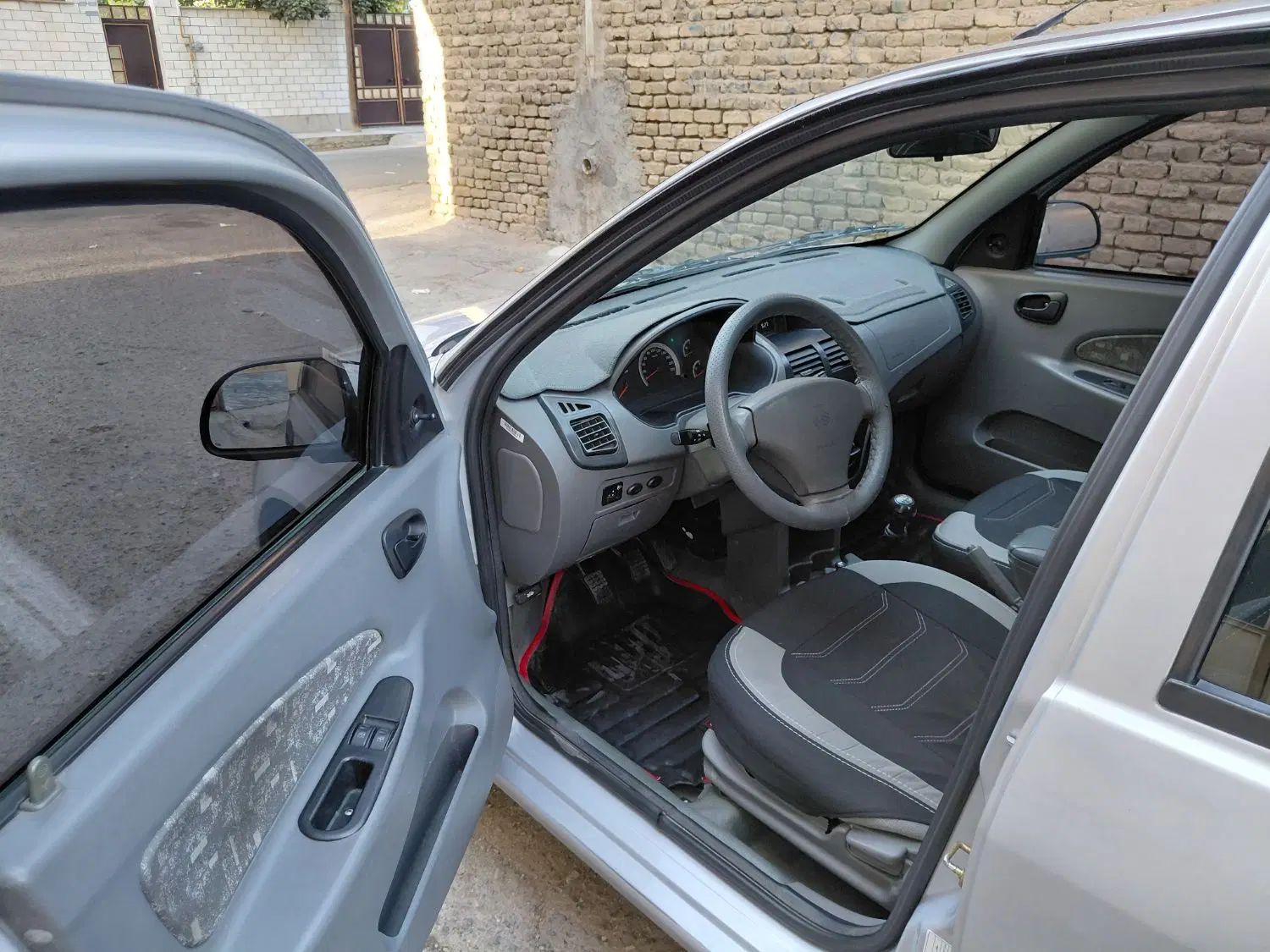 تیبا صندوق دار EX - 1395