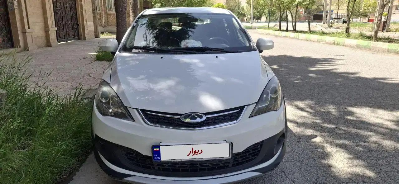 ام وی ام 315 هاچ بک اسپرت لاکچری - 1396