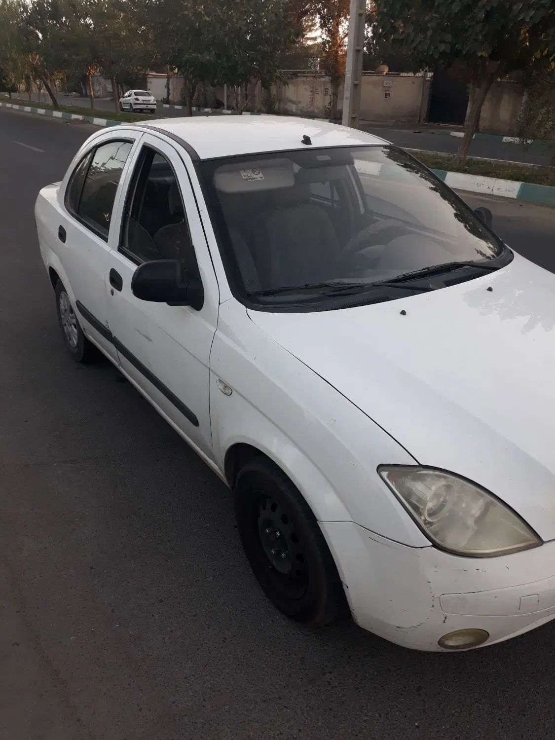 تیبا صندوق دار SL - 1392
