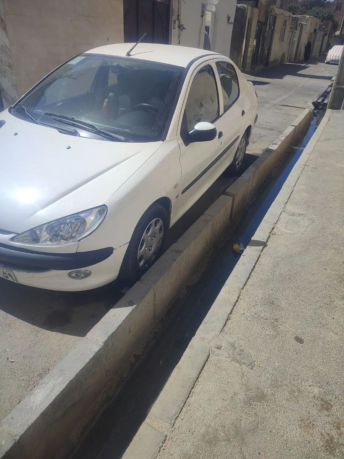پژو ۲۰۶ صندوق دار v8 - 1395