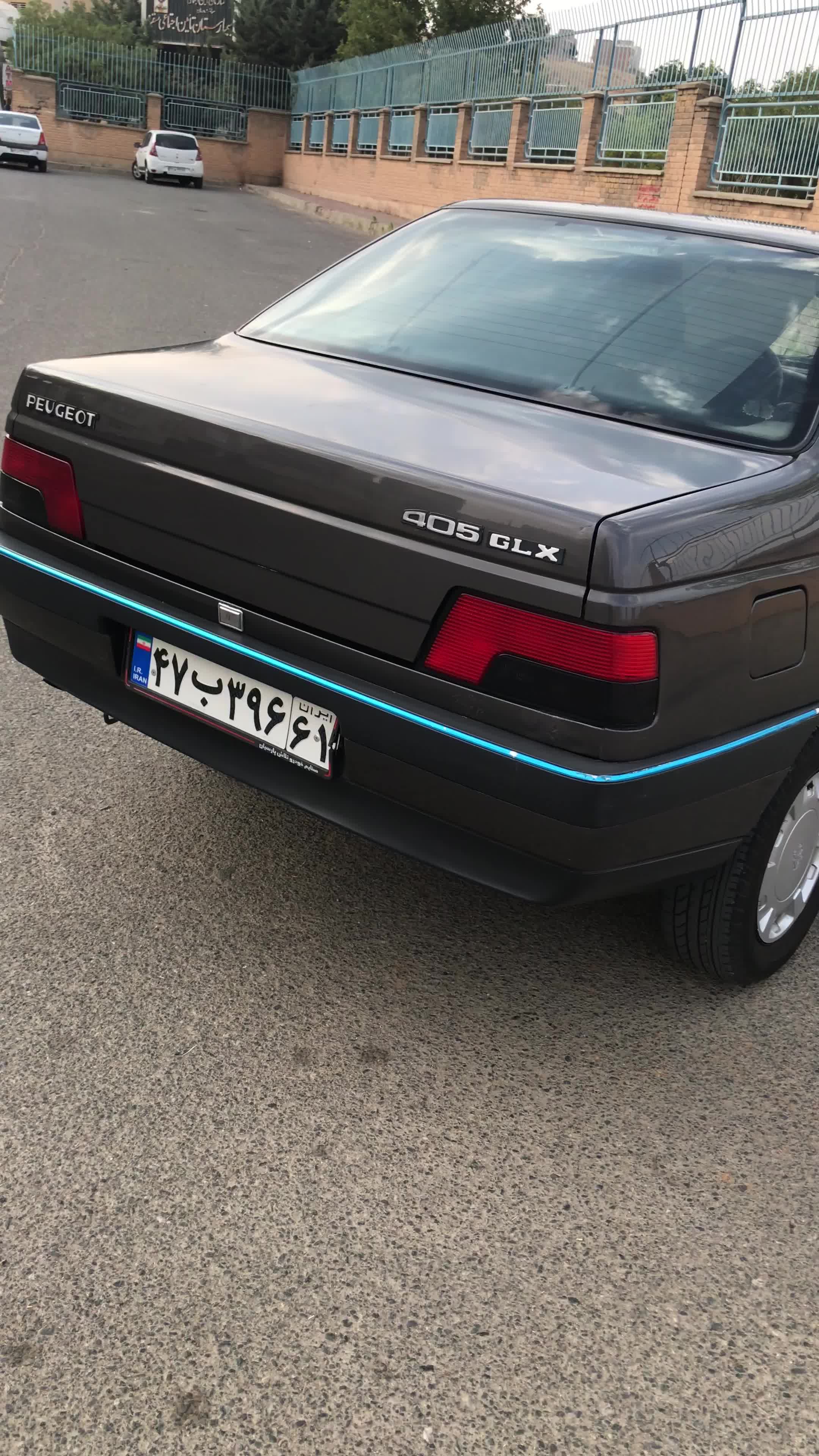 پژو 405 GLX - 1383