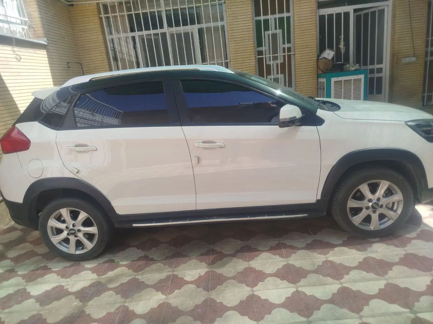ام وی ام X22 دنده ای اسپرت لاکچری - 1401