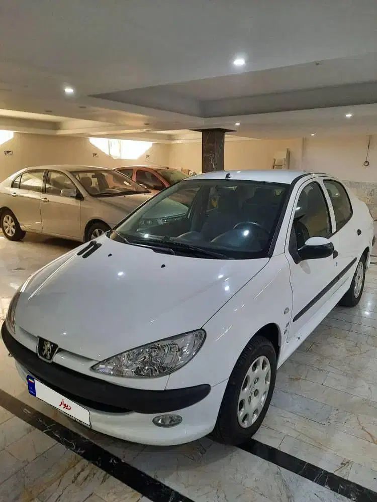 پژو ۲۰۶ صندوق دار v8 - 1396