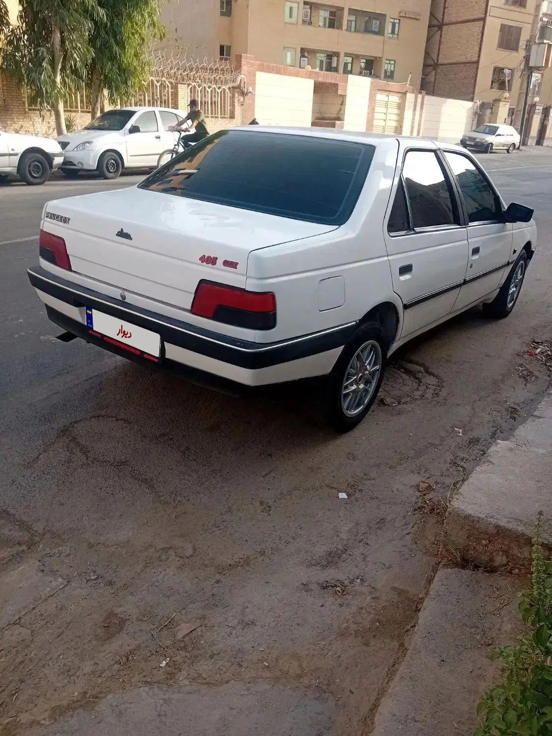 پژو 405 SLX بنزینی TU5 - 1391