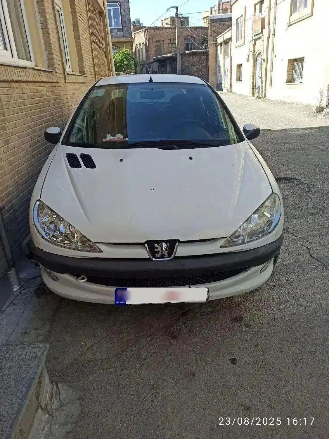 پژو ۲۰۶ صندوق دار v8 - 1394