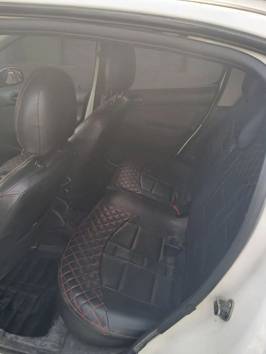 پژو ۲۰۶ صندوق دار v8 - 1391