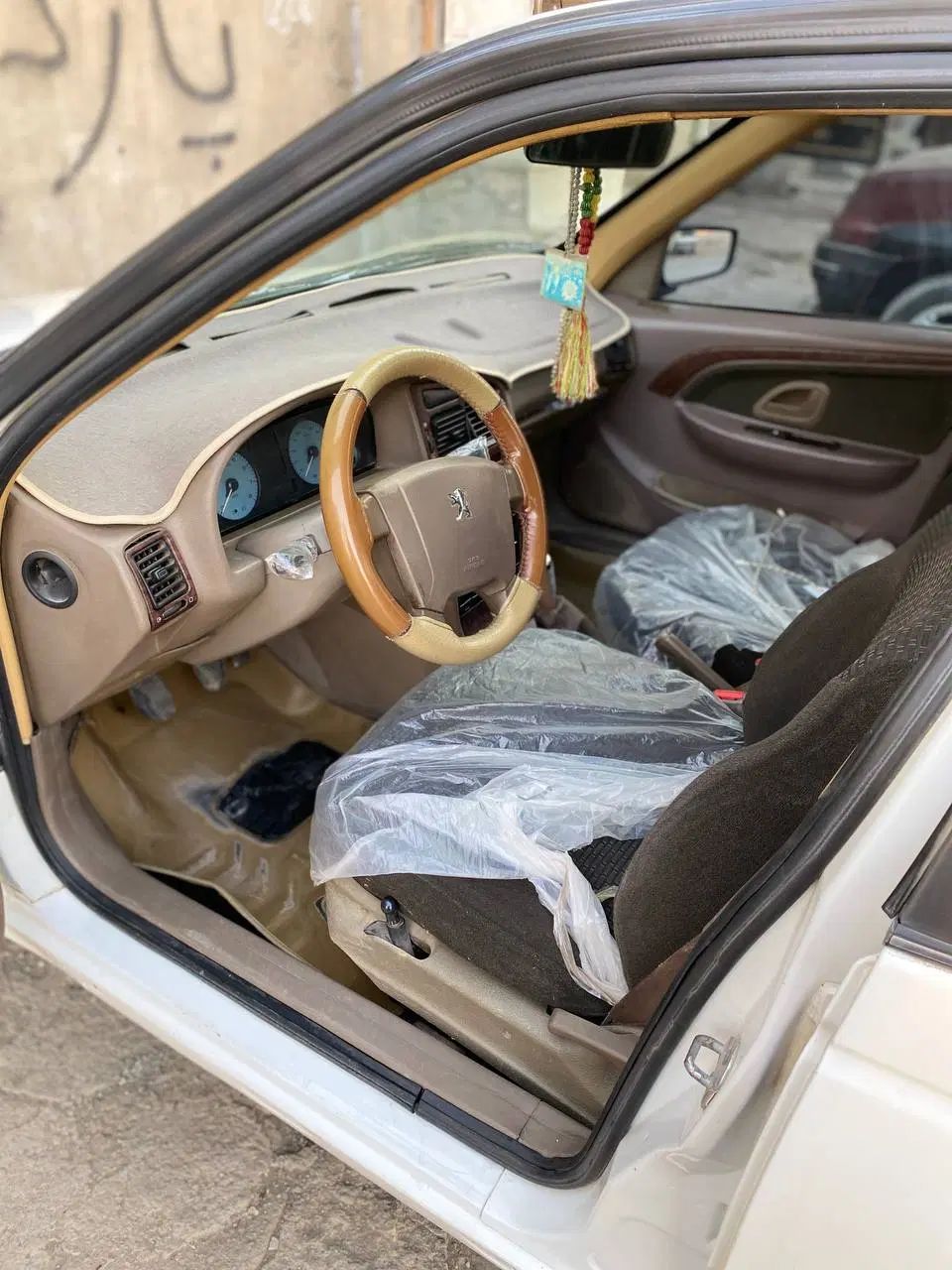 پژو پارس سال - 1393