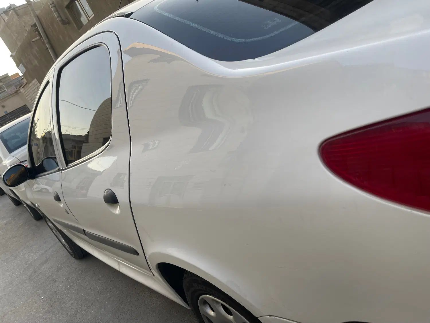 پژو ۲۰۶ صندوق دار v8 - 1392
