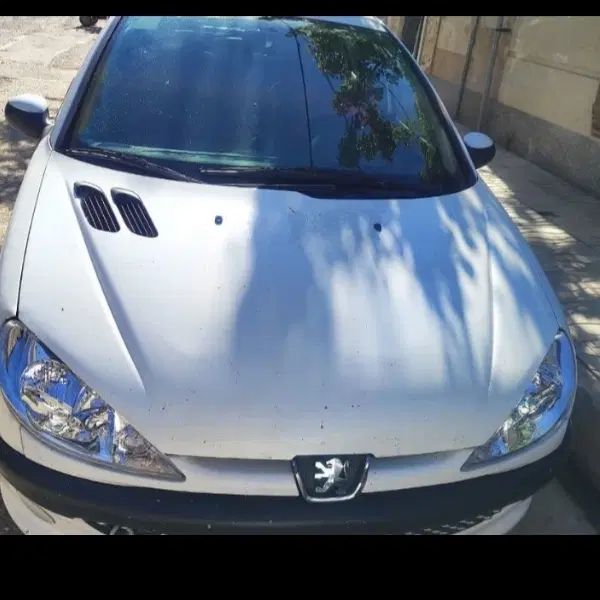 پژو ۲۰۶ صندوق دار v8 - 1396