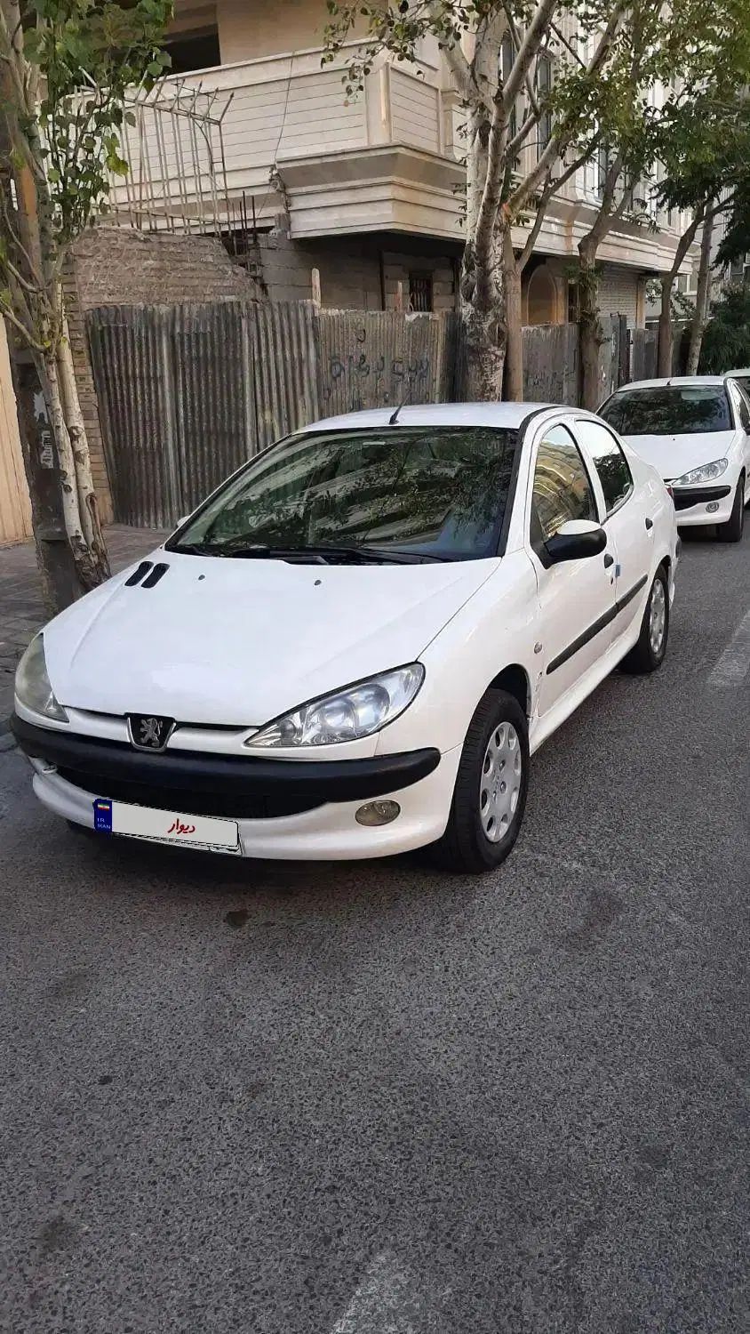 پژو ۲۰۶ صندوق دار v8 - 1393
