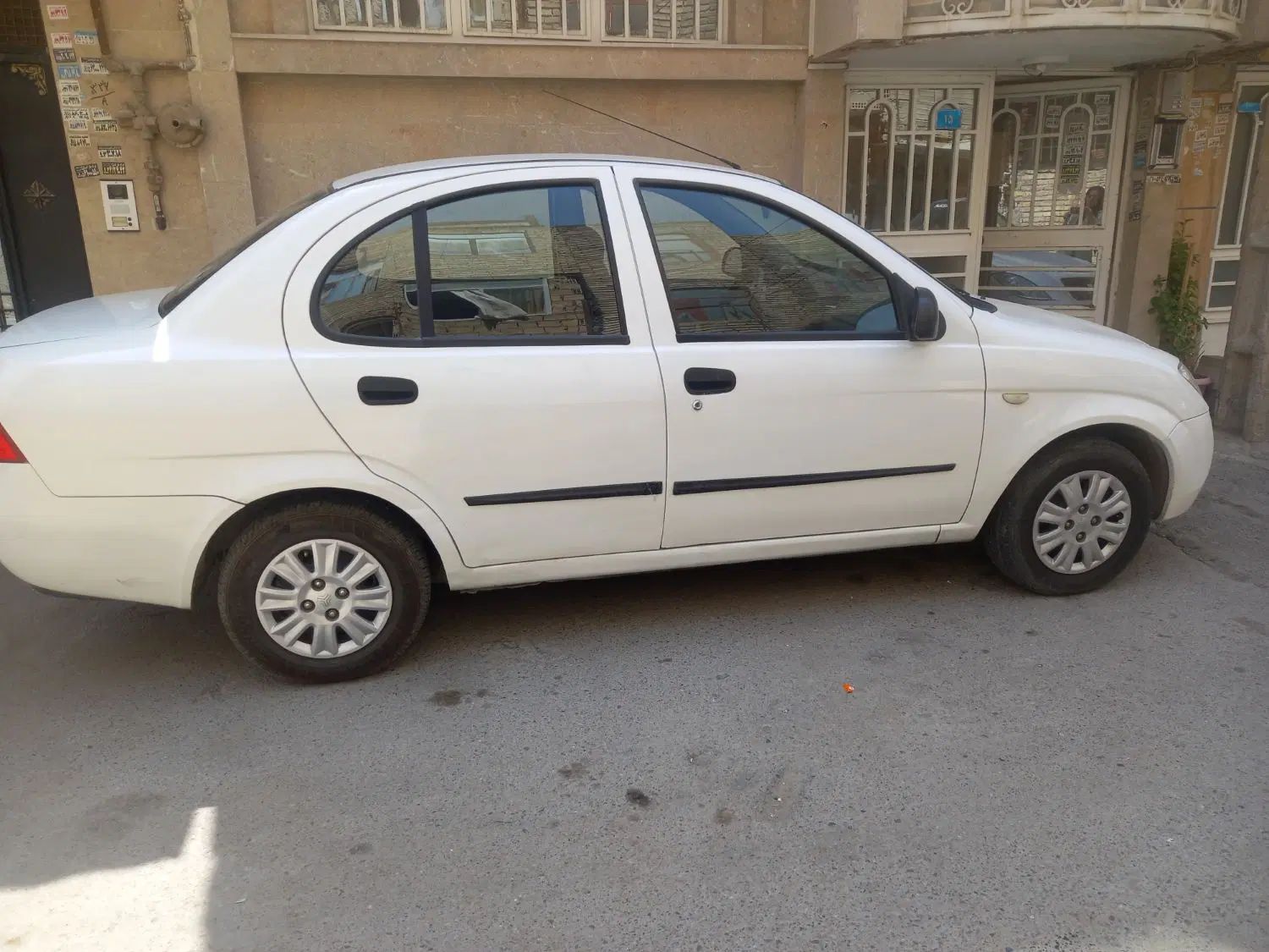 خودرو تیبا، صندوق دار آگهی ann_20297563