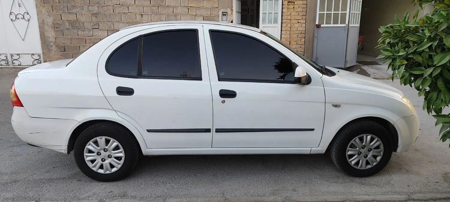 تیبا صندوق دار SX - 1398