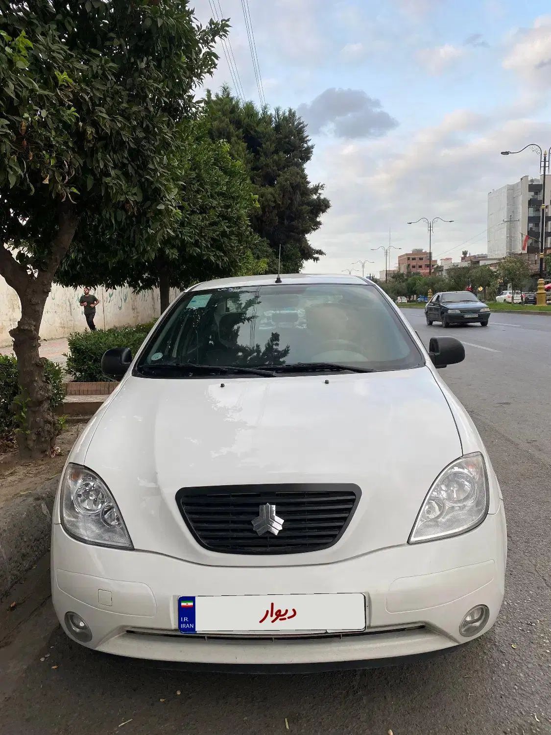 تیبا صندوق دار SX - 1401