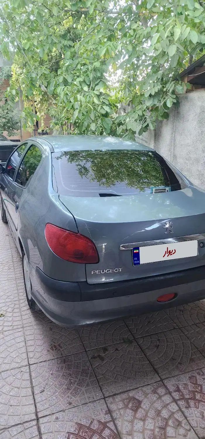 پژو ۲۰۶ صندوق دار v8 - 1393