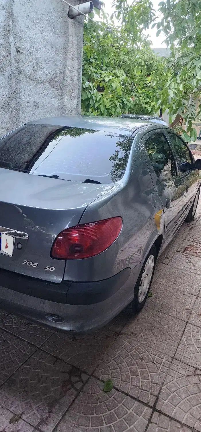 پژو ۲۰۶ صندوق دار v8 - 1393