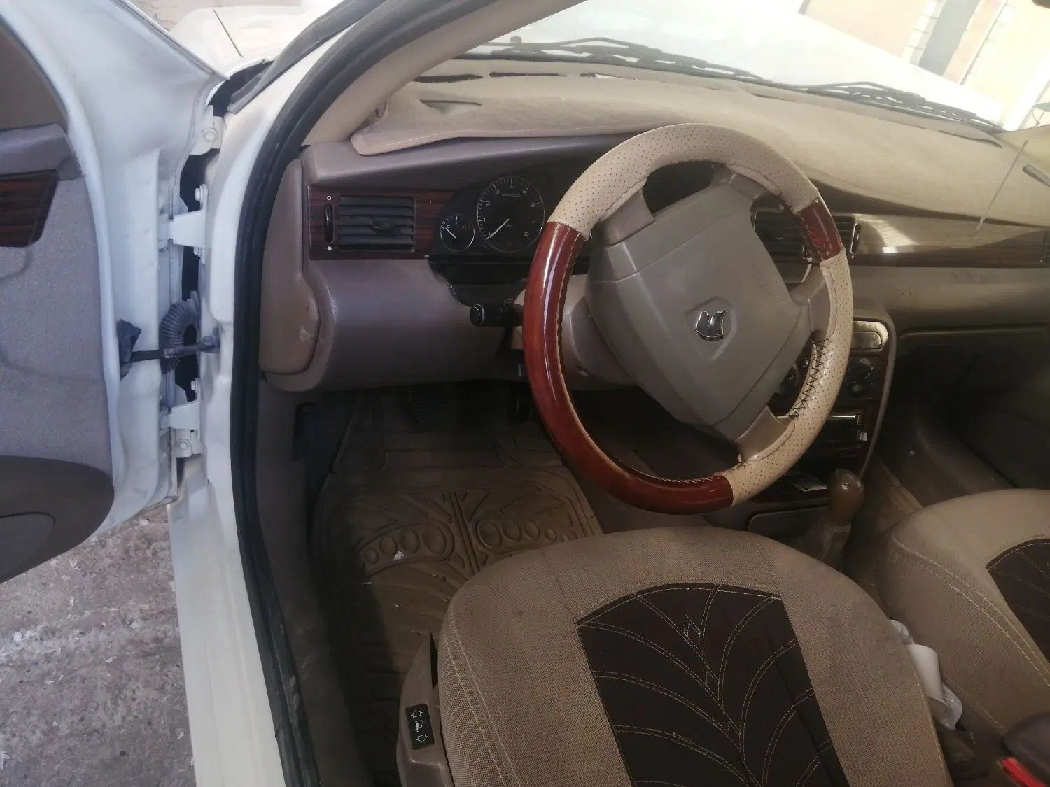سمند LX XU7 - 1395