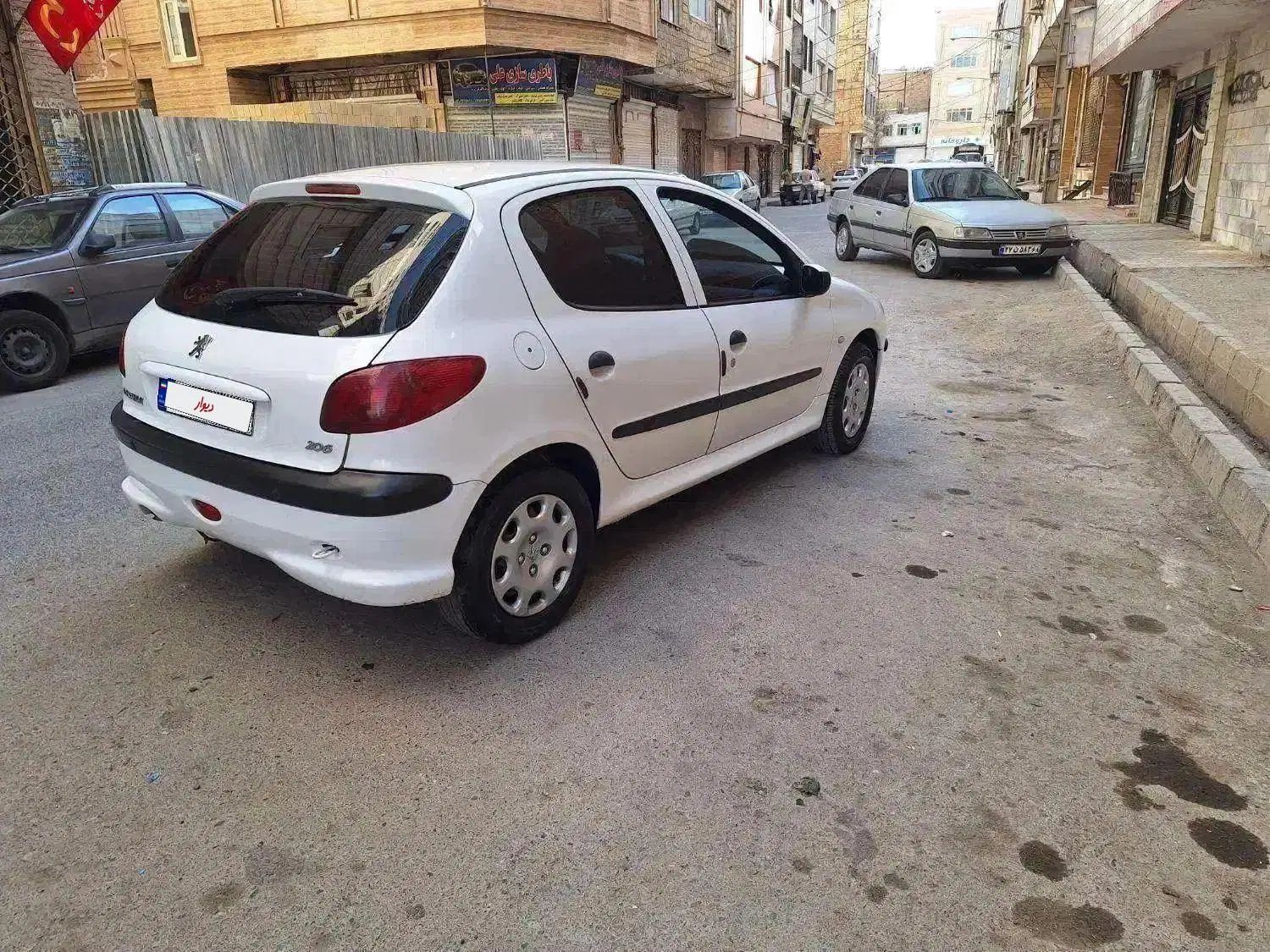 پژو 206 تیپ 5 - 1396