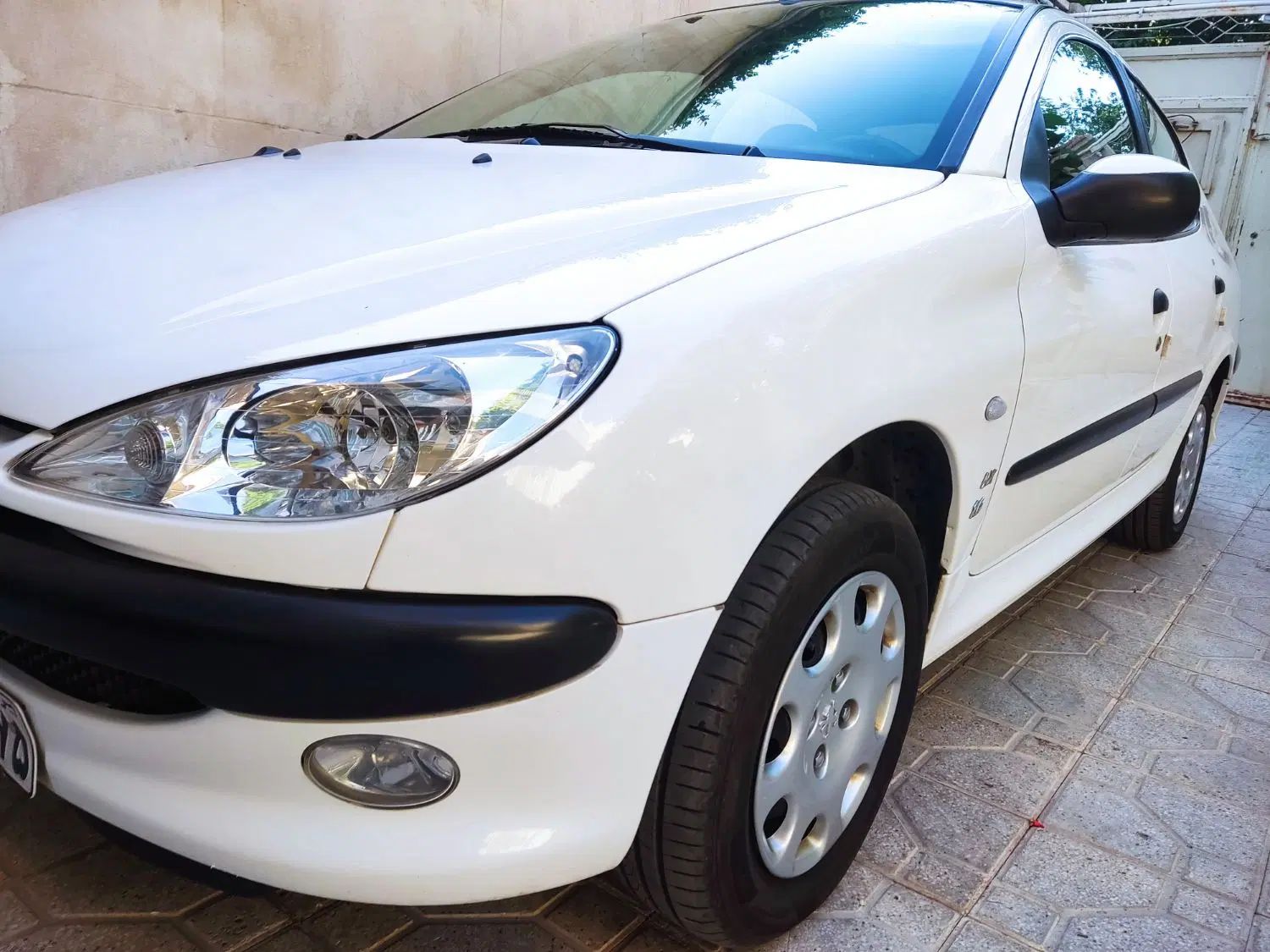 پژو ۲۰۶ صندوق دار v8 - 1390