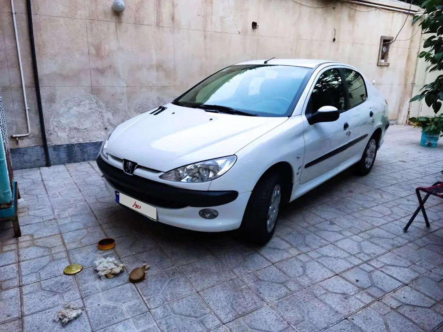 پژو ۲۰۶ صندوق دار v8 - 1390