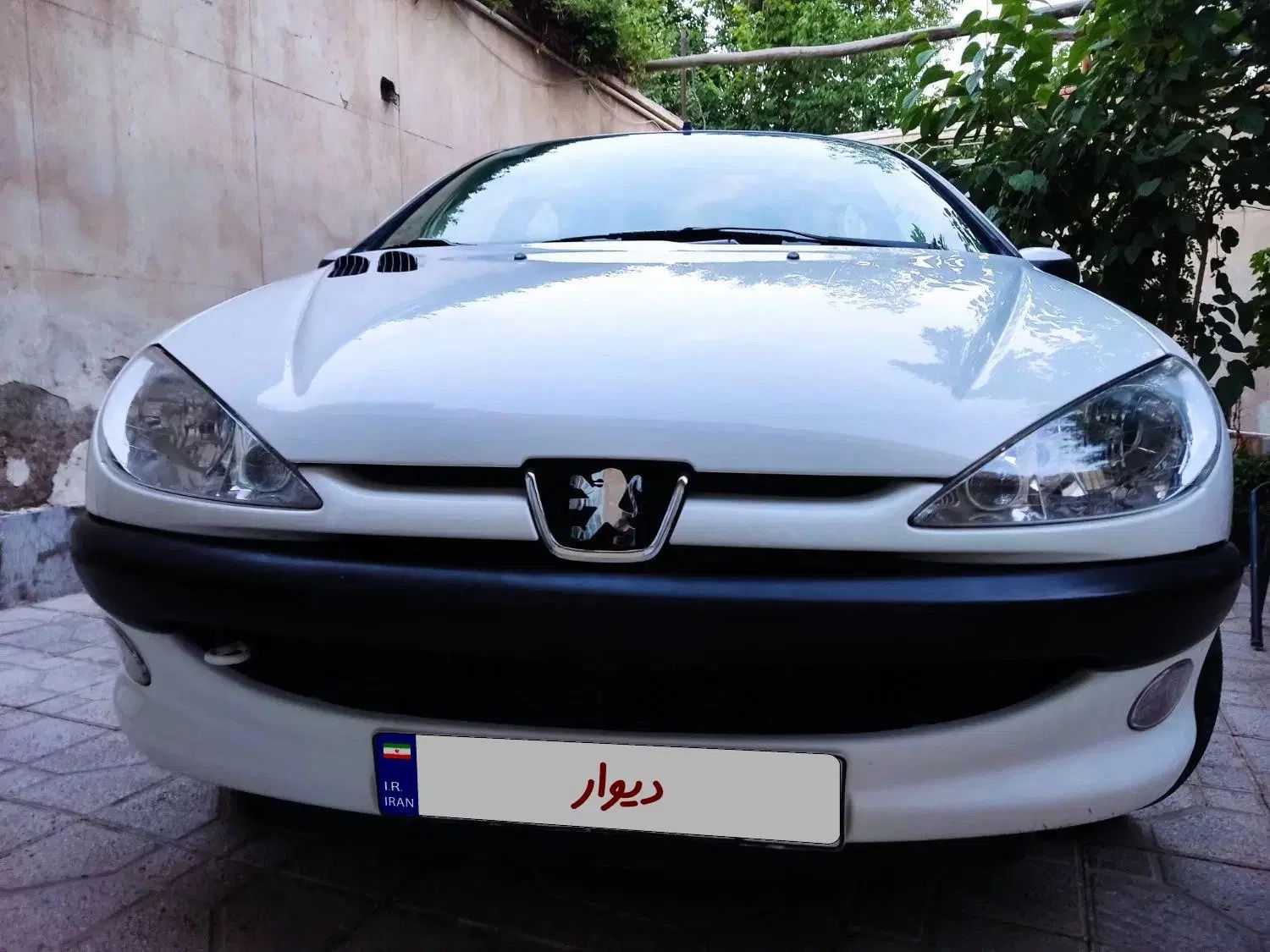 پژو ۲۰۶ صندوق دار v8 - 1390