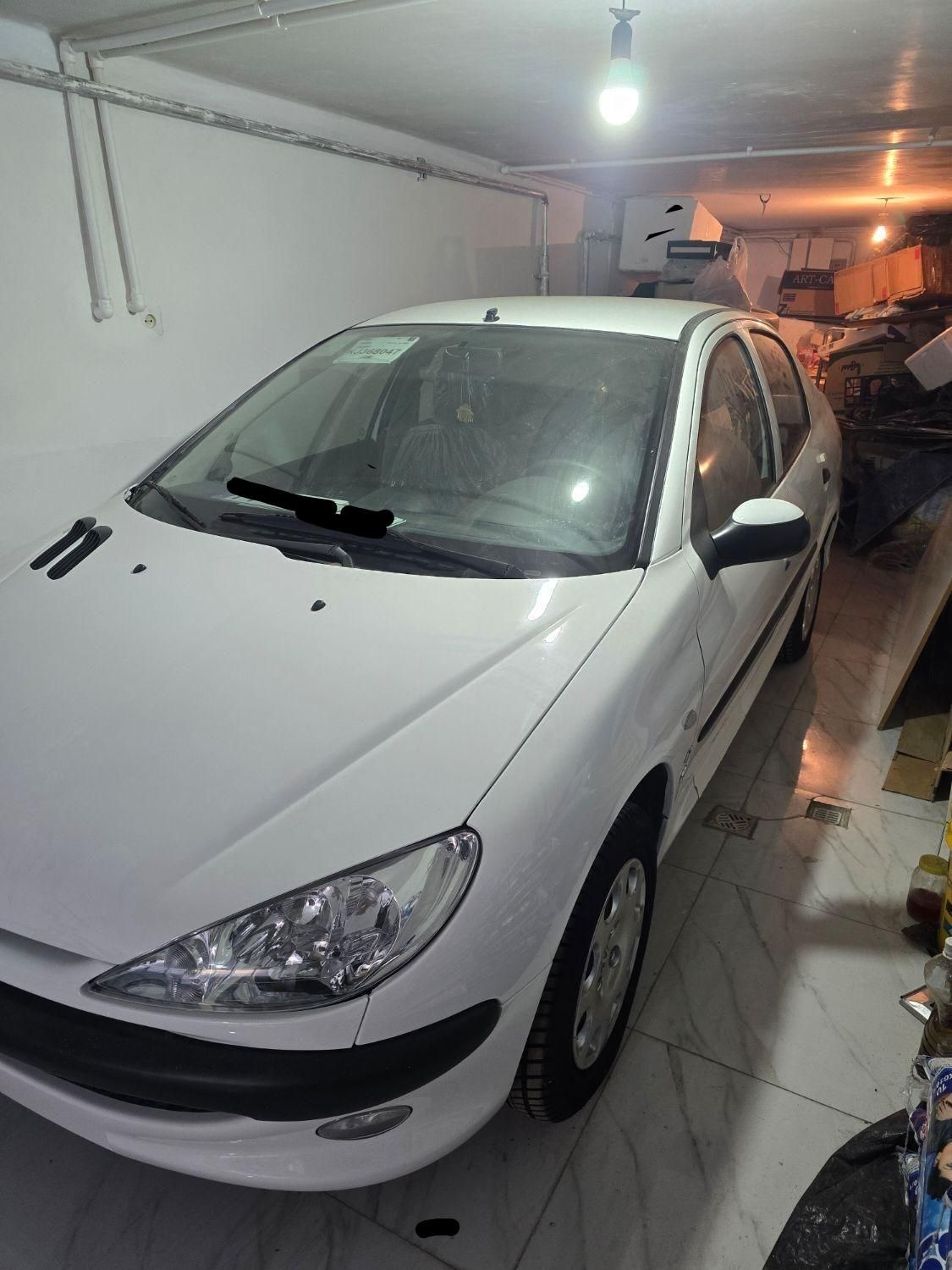 پژو ۲۰۶ صندوق دار v8 - 1398