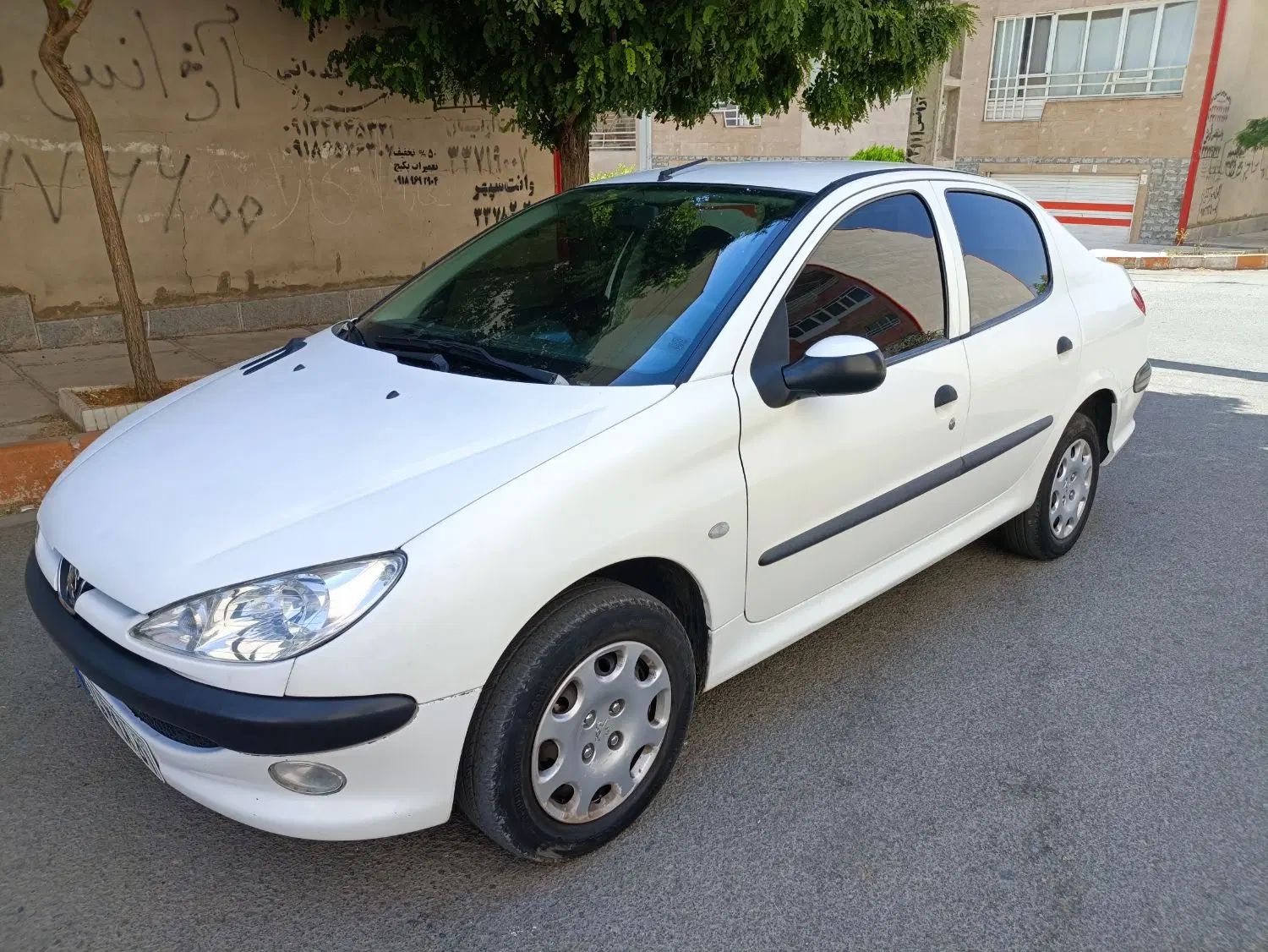 پژو ۲۰۶ صندوق دار v8 - 1389
