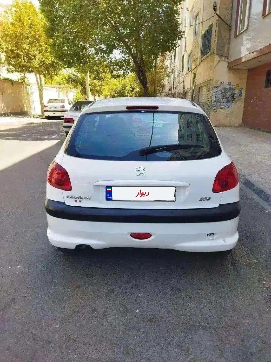 پژو 206 تیپ 2 - 1396