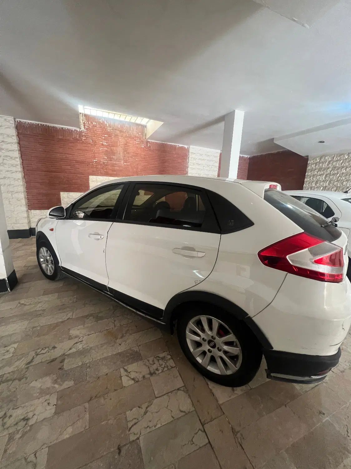 ام وی ام 315 هاچ بک اسپرت لاکچری - 1396