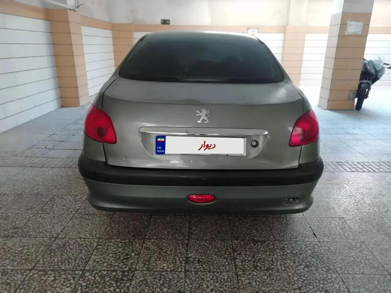 پژو ۲۰۶ صندوق دار v20 - 1391