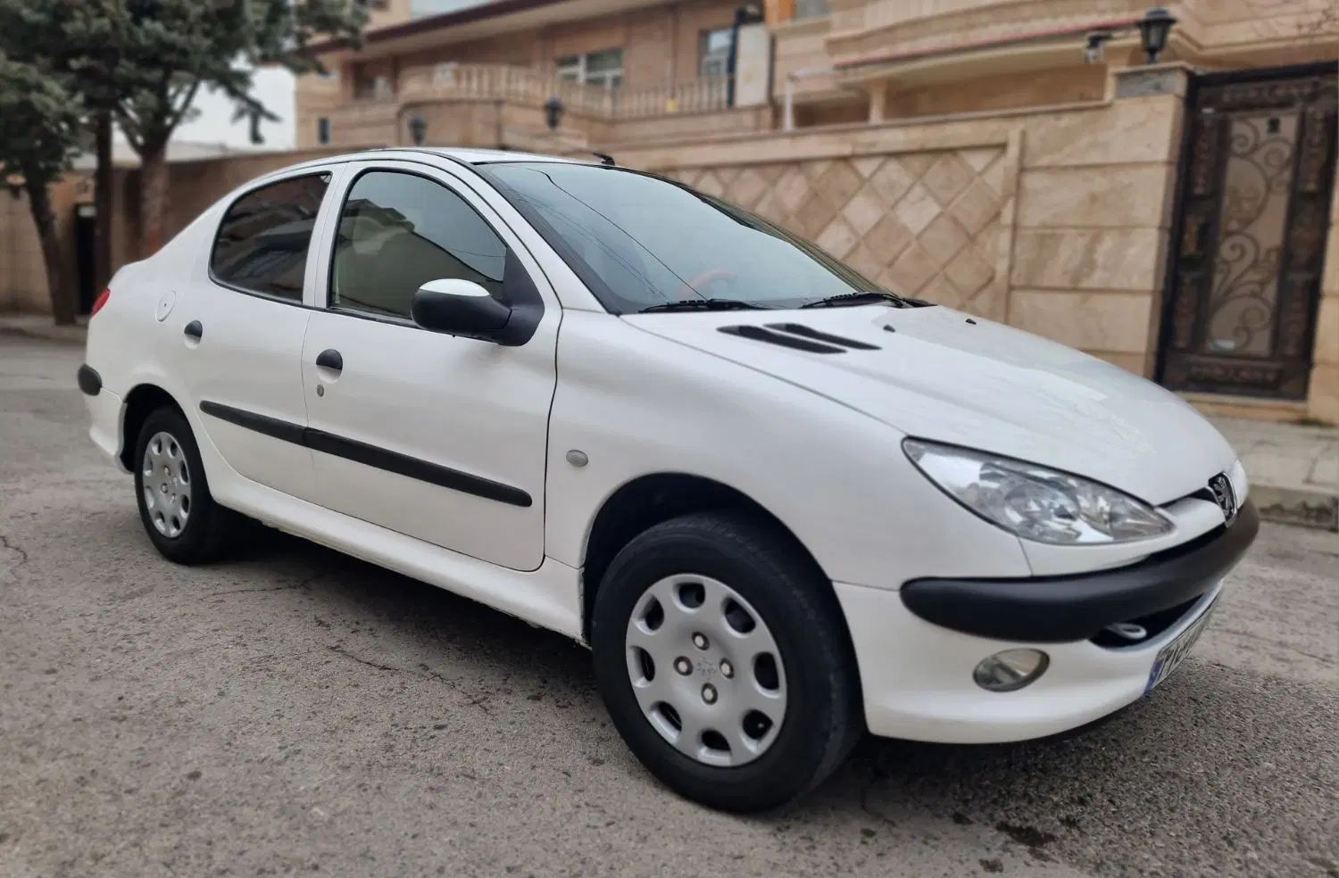پژو ۲۰۶ صندوق دار v8 - 1389