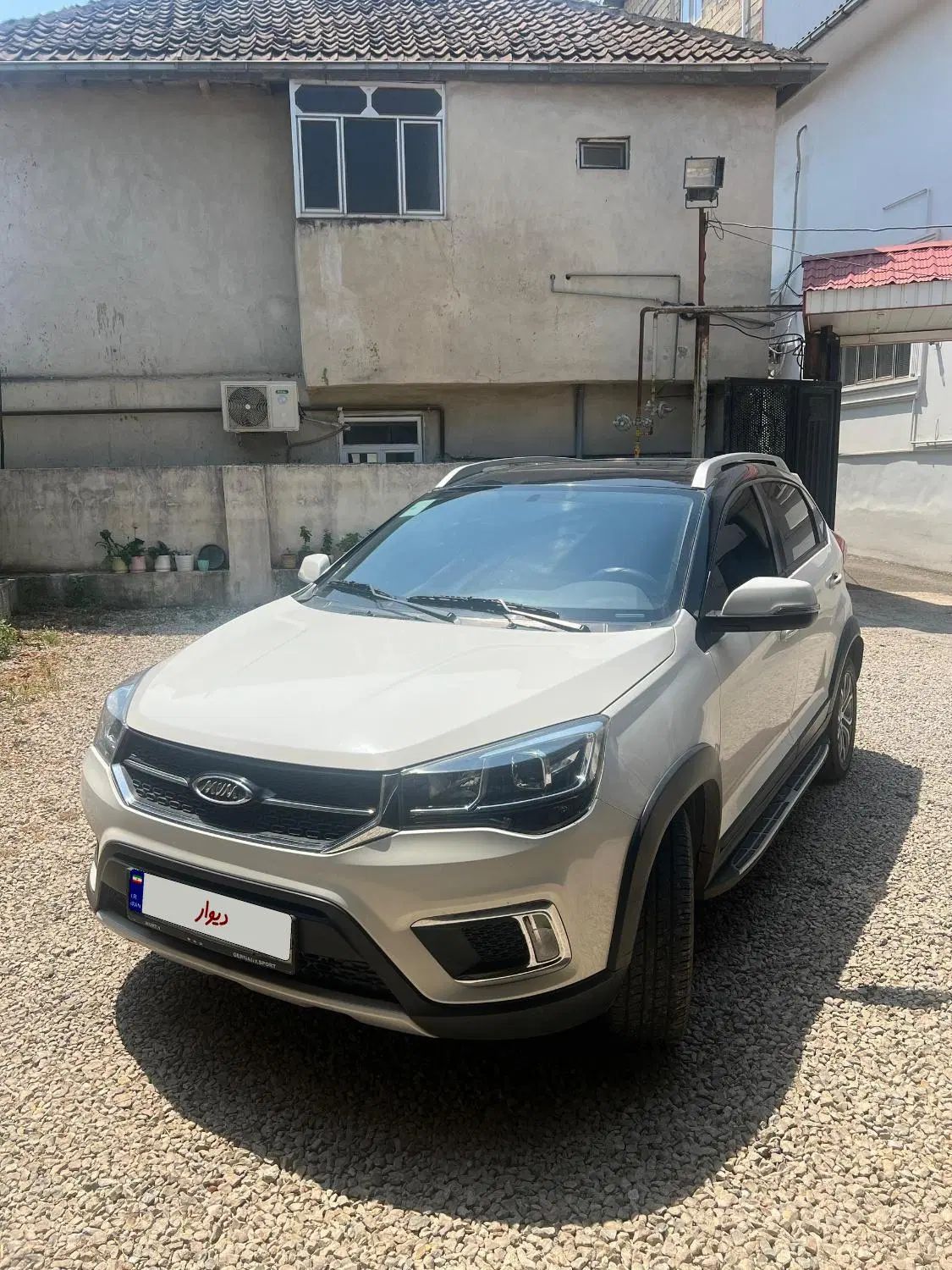 خودرو ام وی ام، X22 آگهی ann_20299379