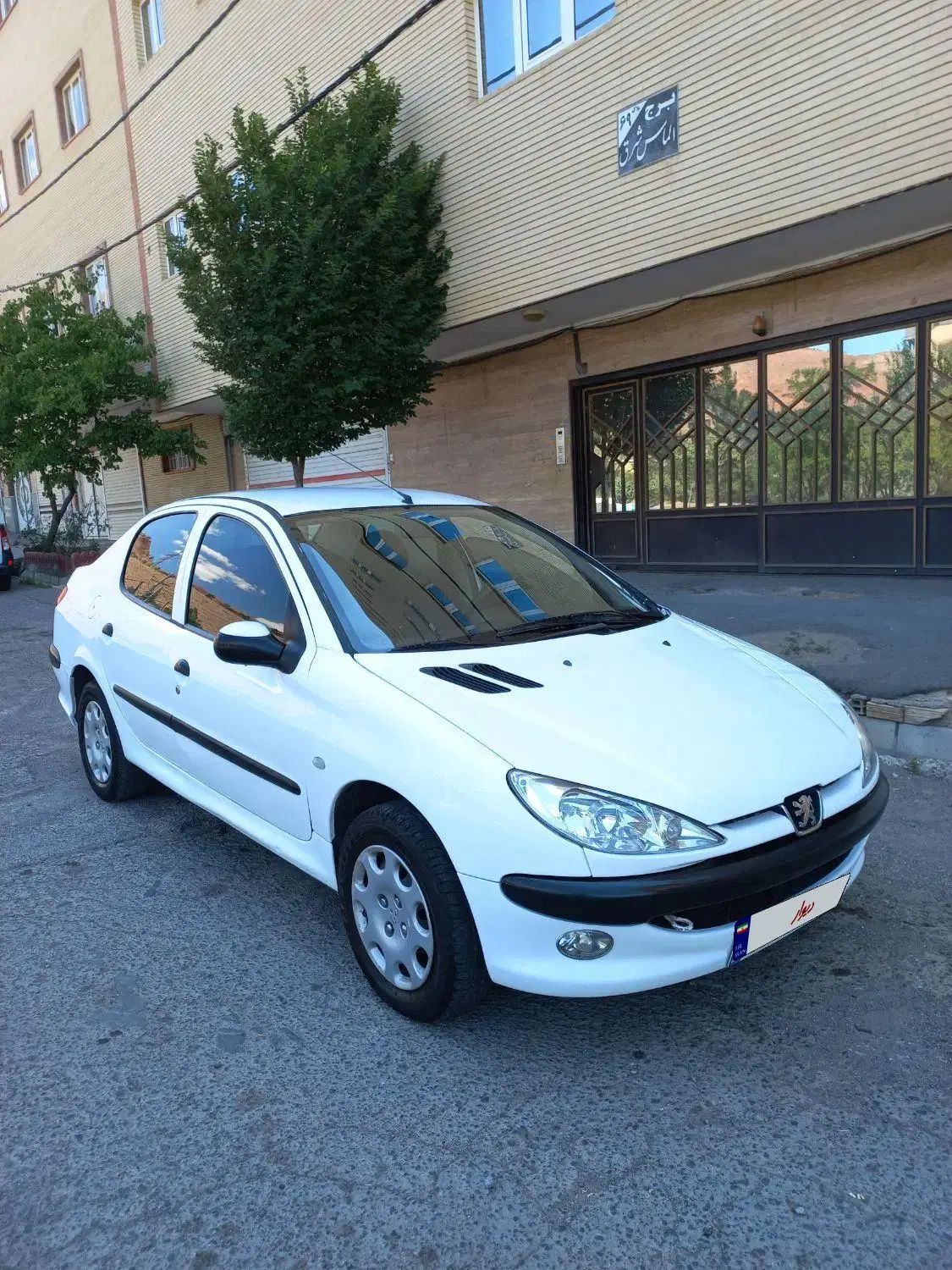 پژو ۲۰۶ صندوق دار v2 - 1390