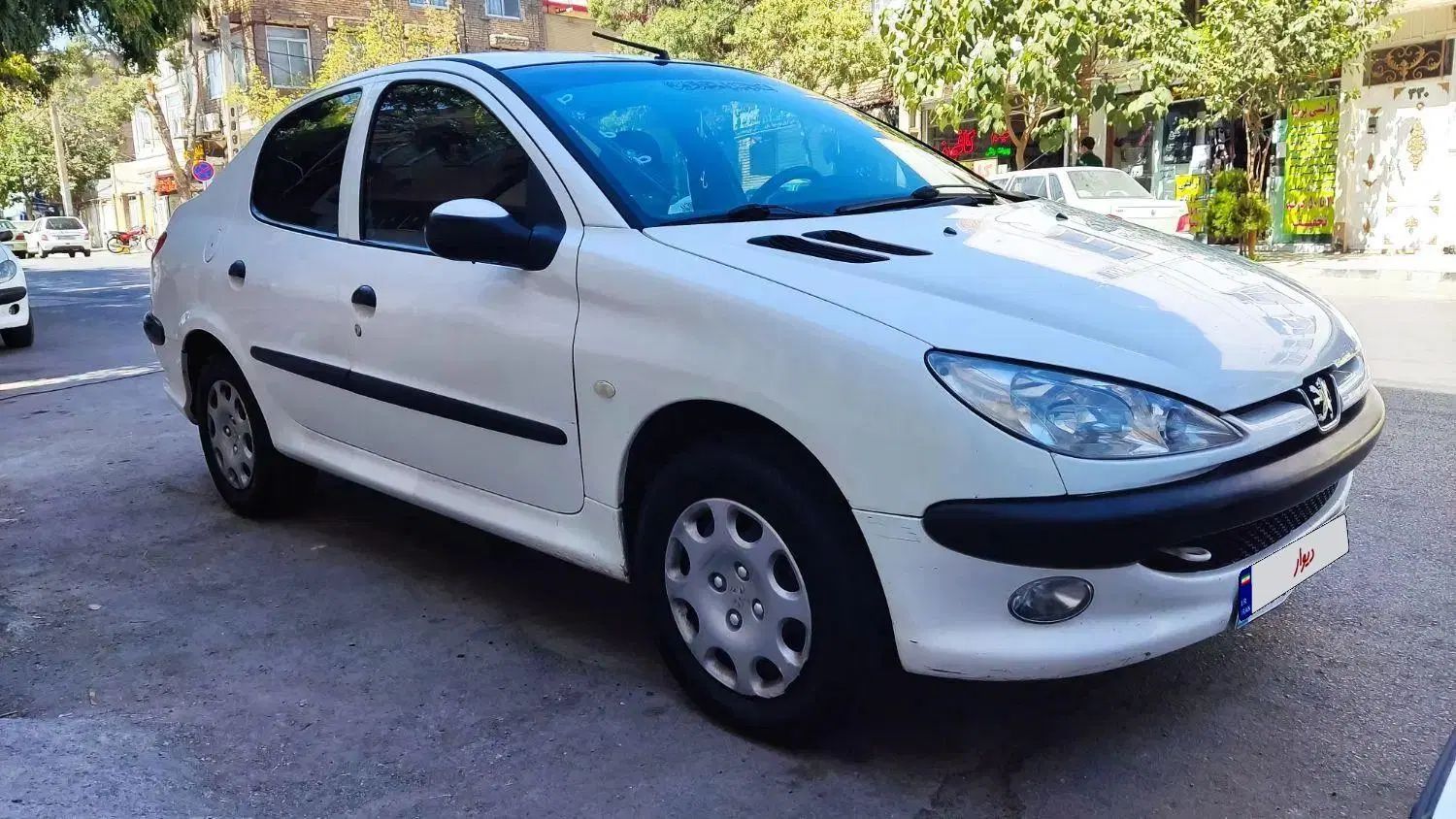 پژو ۲۰۶ صندوق دار v8 - 1395