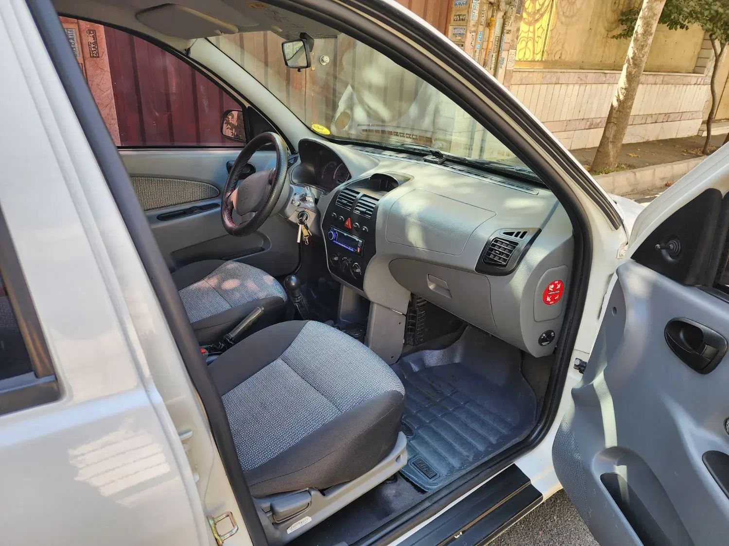 تیبا صندوق دار SX - 1400