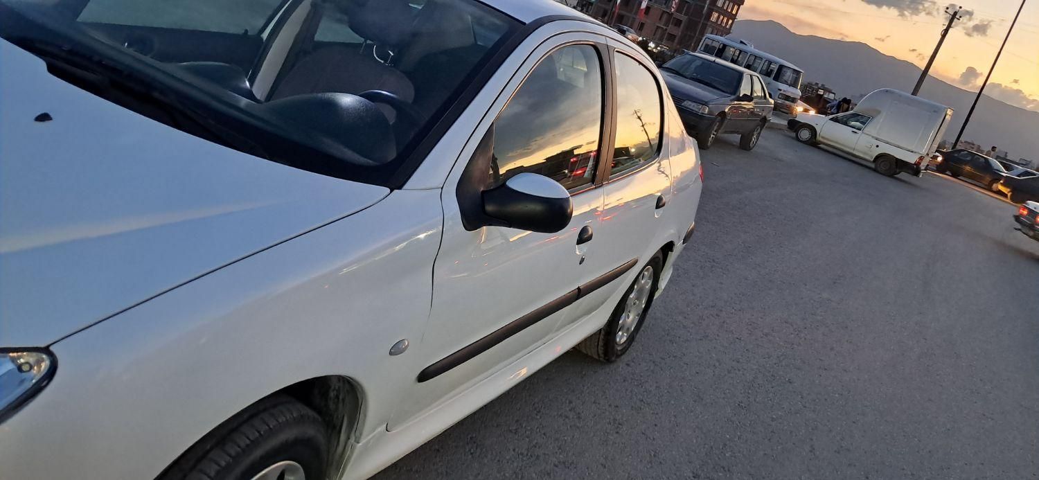 پژو ۲۰۶ صندوق دار v20 - 1390