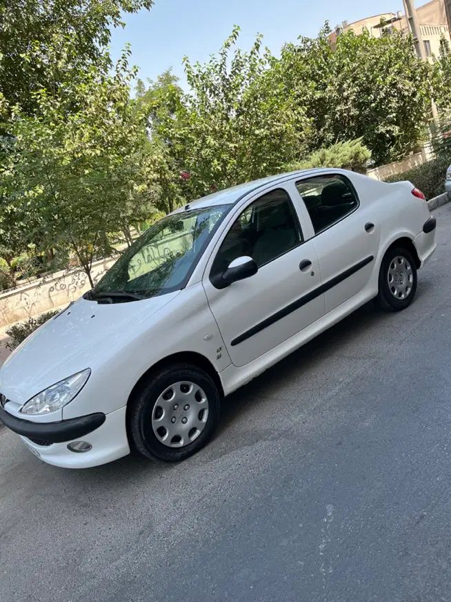 پژو ۲۰۶ صندوق دار v8 - 1396