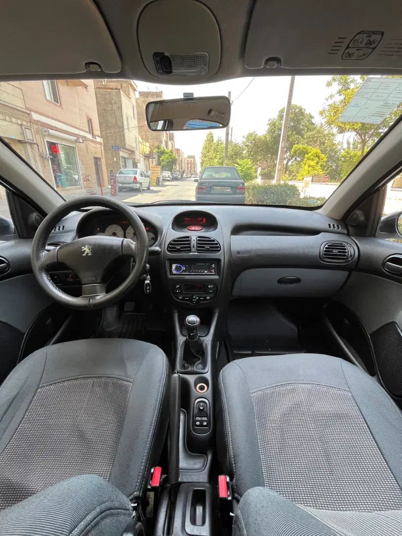 پژو ۲۰۶ صندوق دار v8 - 1396