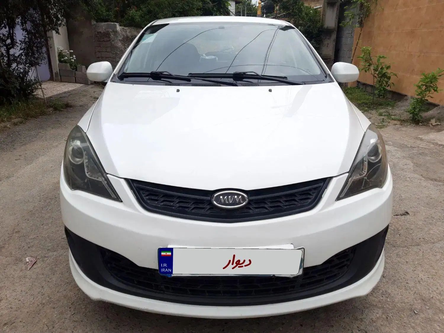 ام وی ام 315 هاچ بک اسپرت لاکچری - 1394
