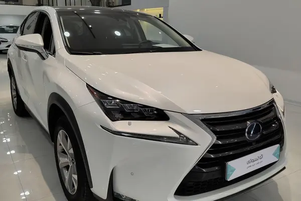 لکسوس NX هیبرید 300H - 2017