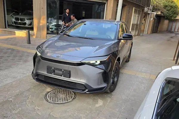 تویوتا bZ4X FWD پرو - 2024
