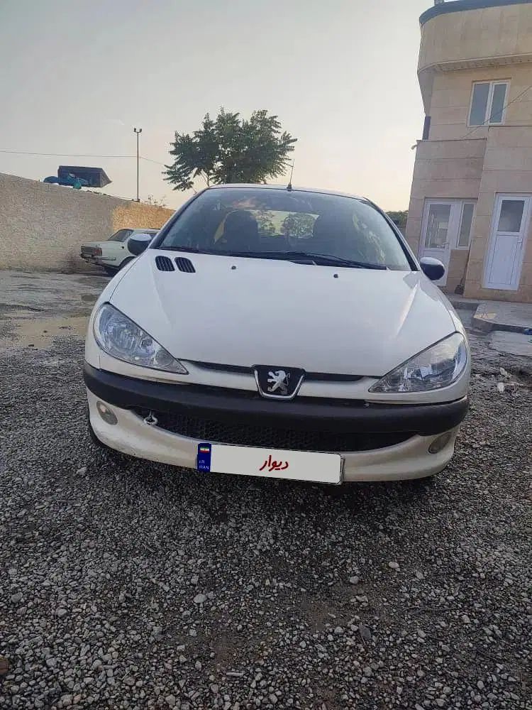 پژو ۲۰۶ صندوق دار v8 - 1396