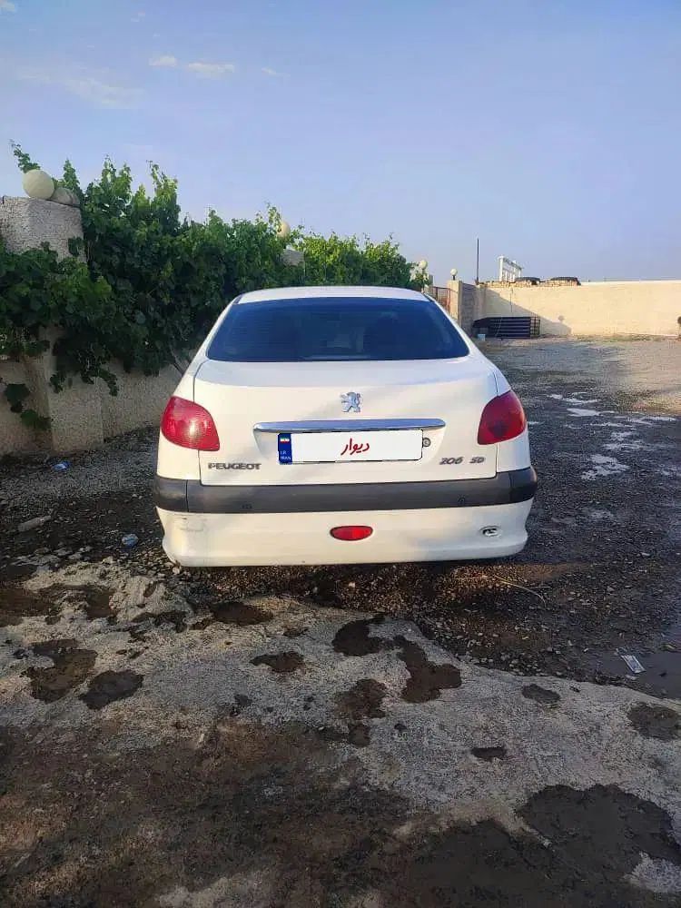 پژو ۲۰۶ صندوق دار v8 - 1396