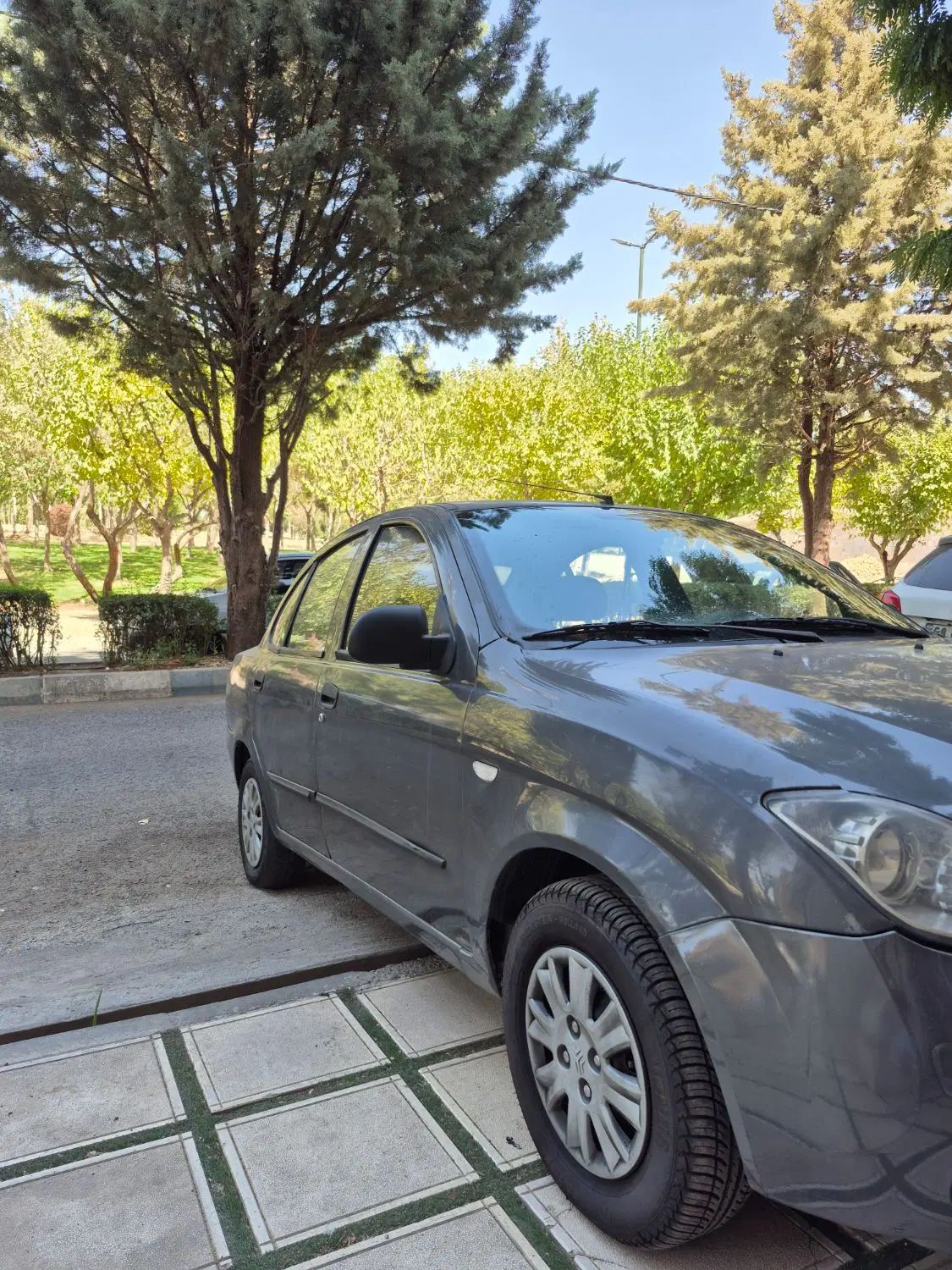 تیبا صندوق دار SX - 1396