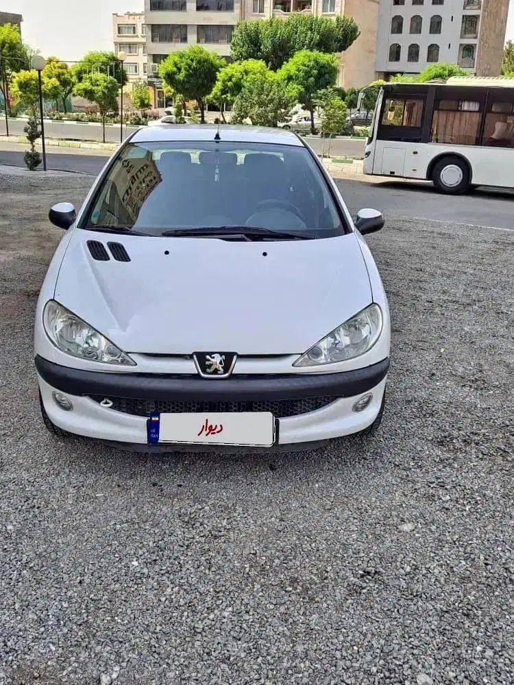 پژو ۲۰۶ صندوق دار v8 - 1397