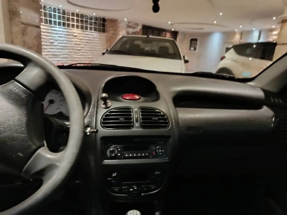 پژو ۲۰۶ صندوق دار v8 - 1397