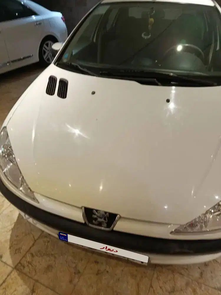 پژو ۲۰۶ صندوق دار v8 - 1397
