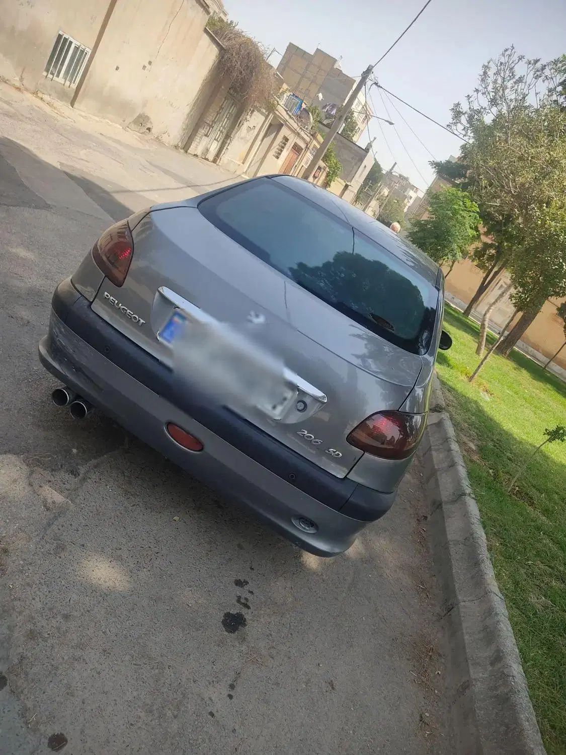 پژو ۲۰۶ صندوق دار v8 - 1393
